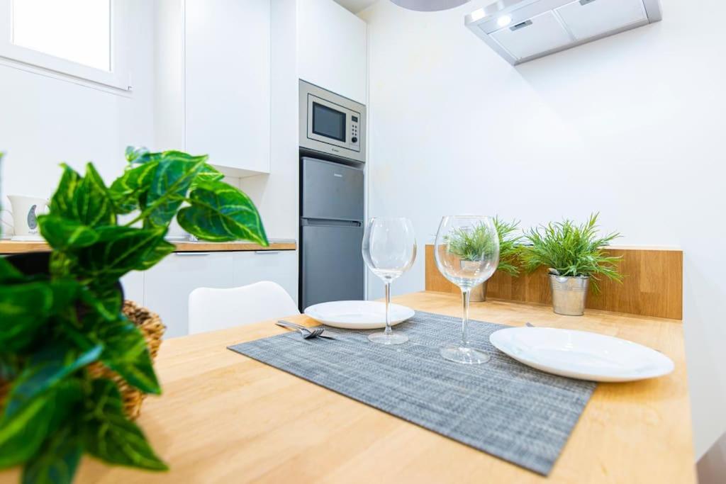 Cerca De Plaza Tirso De Molina Appartement Madrid Buitenkant foto